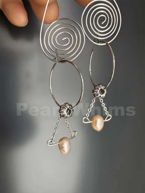 Balance-pearl-whims-designed-original-baroque-pearl-earrings-combination of shapes