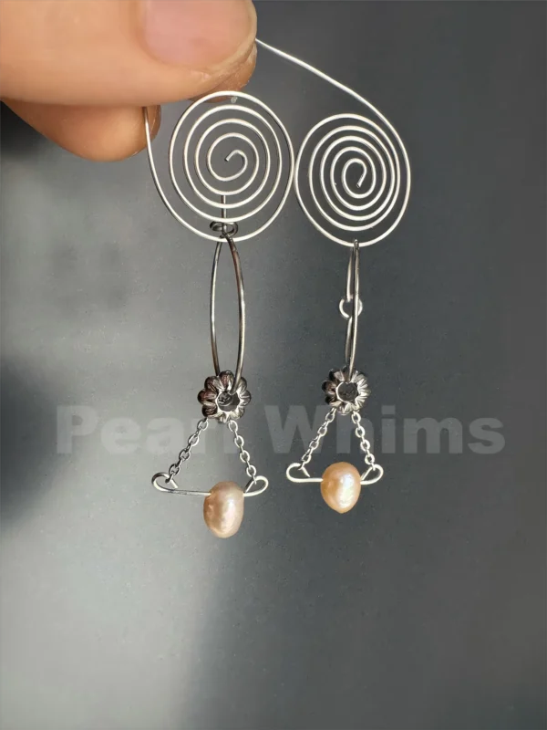Balance-pearl-whims-designed-original-baroque-pearl-earrings-whims
