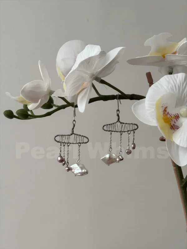 earl Whims Fish & Bubbles Earrings – Graduated Purple Baroque Pearls as Rising Bubbles on Surgical Steel Wire